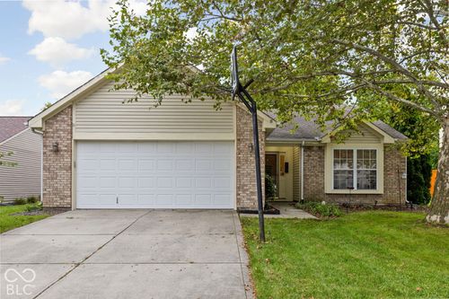 13193 Huff Blvd, Fishers, IN, 46038-5824 | Card Image