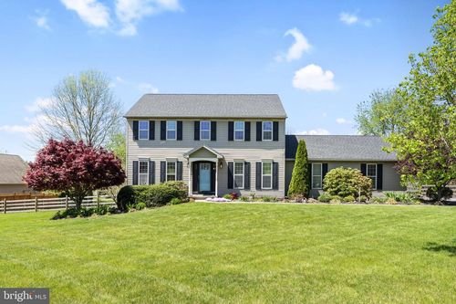 411 Meadow Dr, Lincoln University, PA, 19352-1742 | Card Image