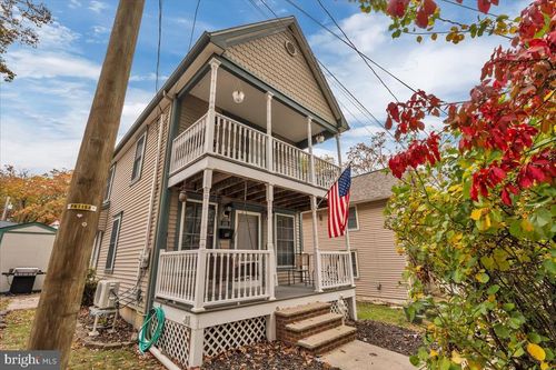 121 11th Ave, PITMAN, NJ, 08071-2211 | Card Image