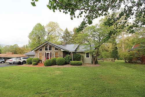107 Mount Savage Dr, Ashland, KY, 41101-7180 | Card Image