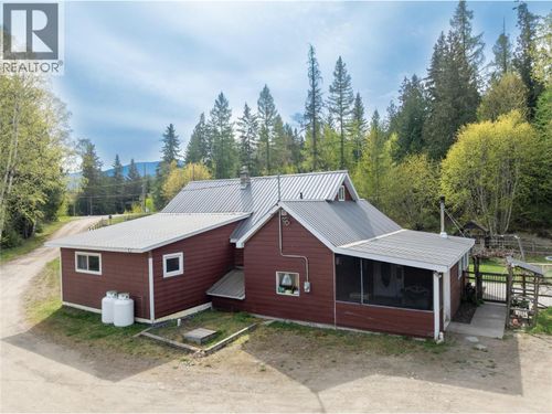 3381 Trinity Valley Rd, Enderby, BC, V0E1V5 | Card Image