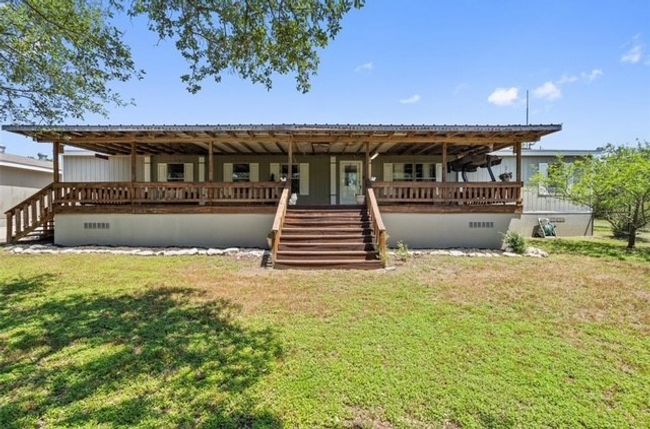 401 Buffalo Speedway, House other with 4 bedrooms, 2 bathrooms and 10 parking in Driftwood TX | Image 10