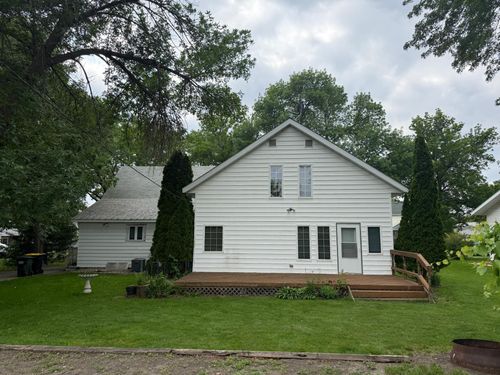 306 1st St, Belview, MN, 56214-4033 | Card Image