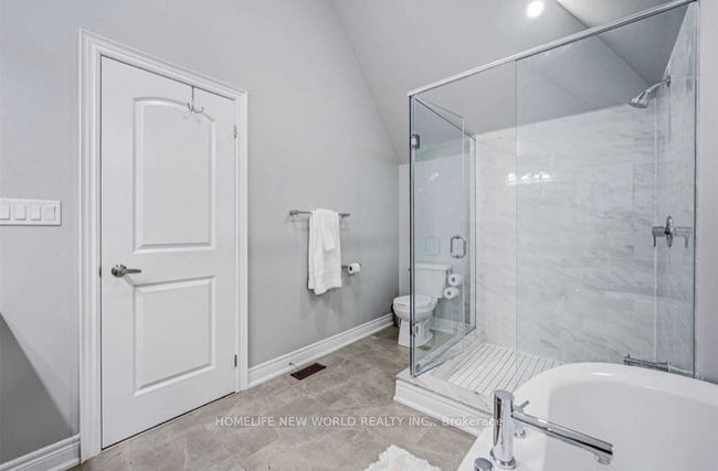 7 Via Romano Blvd, House attached with 5 bedrooms, 5 bathrooms and 4 parking in Vaughan ON | Image 29
