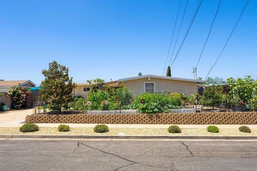5680 Wendi St, La Mesa, CA, 91942-2321 | Card Image