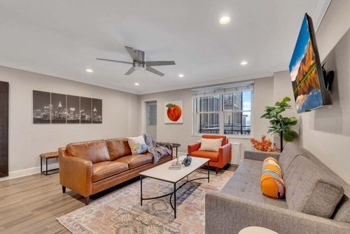 apt-6h-300 Peachtree St Ne, Atlanta, GA, 30308-3572 | Card Image