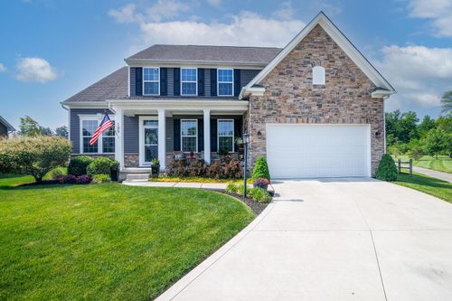 189 Kaitlyn Dr, Etna, OH, 43062-7117 | Card Image