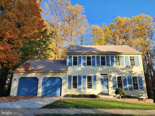 6825 Bluecurl Cir, SPRINGFIELD, VA, 22152-3114 | Card Image
