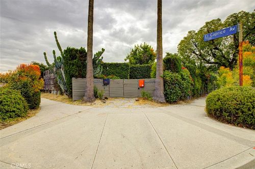 7732 Westland Ave, North Hollywood, CA, 91605-2235 | Card Image