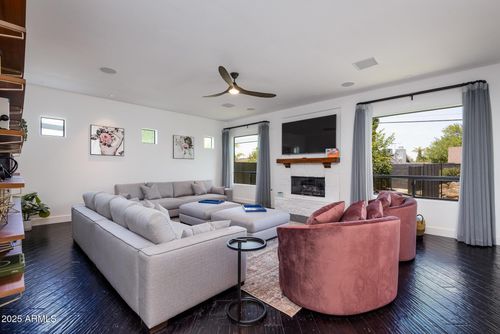 4514 N 35th Pl, Phoenix, AZ, 85018-3416 | Card Image