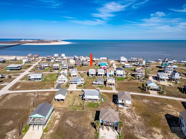 13111 Buccaneer Pkwy, House other with 3 bedrooms, 2 bathrooms and 1 parking in Freeport TX | Image 45