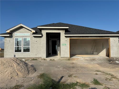 1804 Spoonbill Dr, Portland, TX, 78374-1819 | Card Image