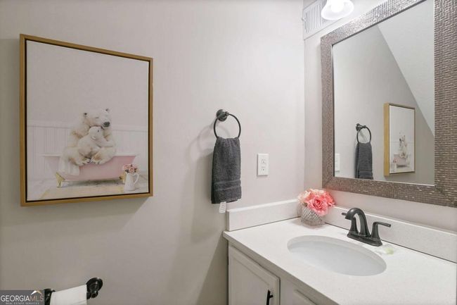 4523 Coopers Creek Cir Se, Townhouse with 2 bedrooms, 3 bathrooms and 2 parking in Smyrna GA | Image 8