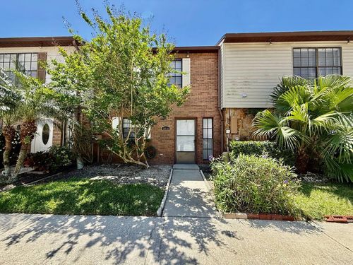 3416 Sunrise Villas Ct N, Tampa, FL, 33614-4658 | Card Image