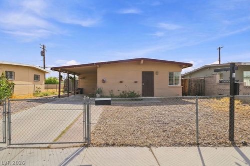 304 N Minnesota St, Las Vegas, NV, 89107-1824 | Card Image