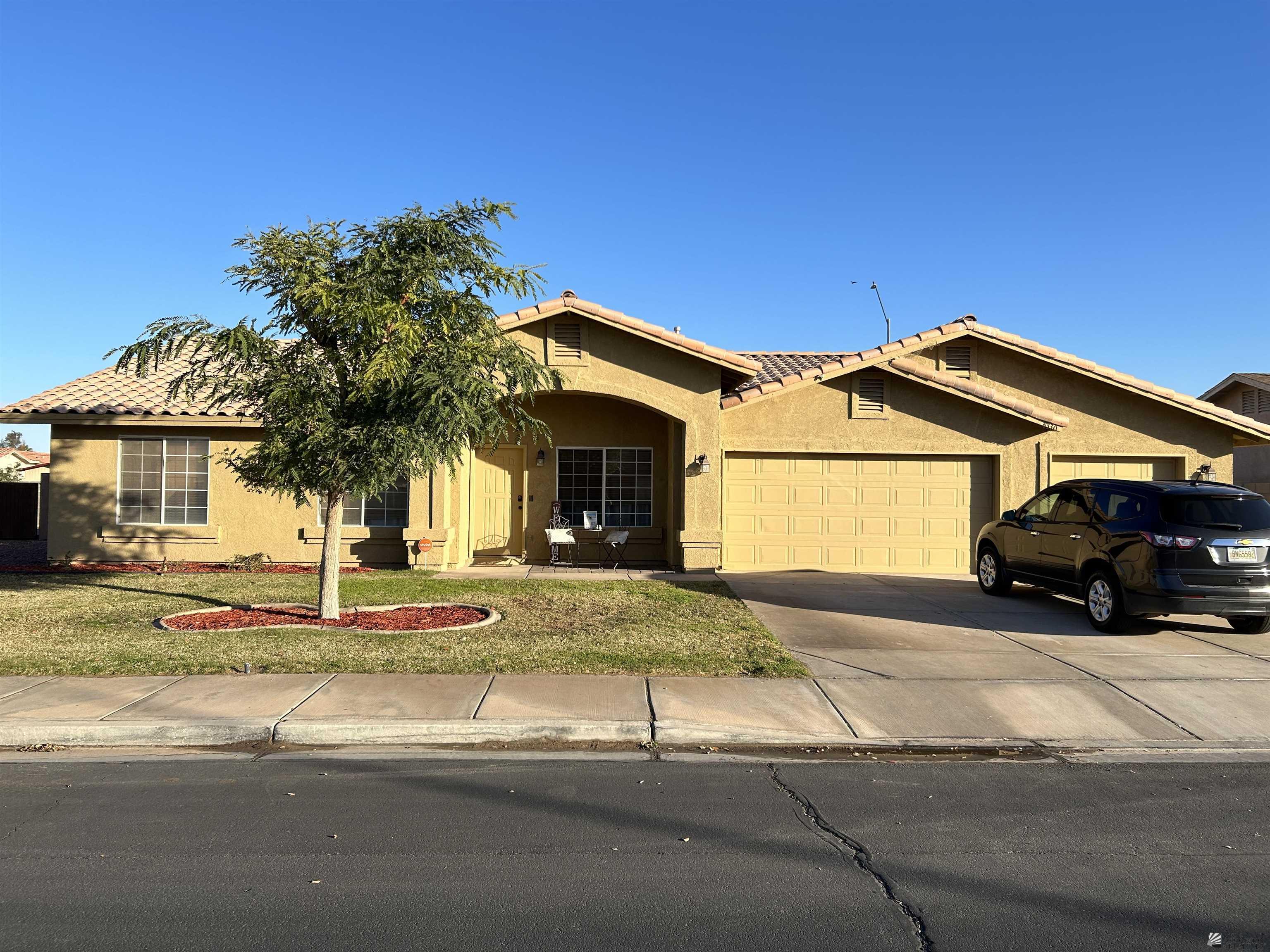 42nd Ln, Yuma, AZ 85365