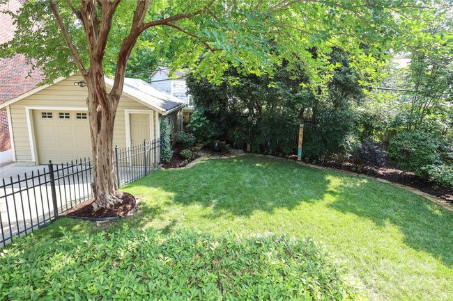 1021 Isleworth Ave, House other with 4 bedrooms, 4 bathrooms and null parking in Charlotte NC | Image 39