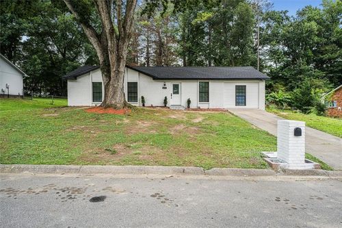 6073 Fieldcrest Dr, Morrow, GA, 30260-1410 | Card Image
