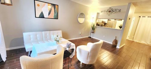 23-696 Tyner St, Fort Walton Beach, FL, 32547-2284 | Card Image