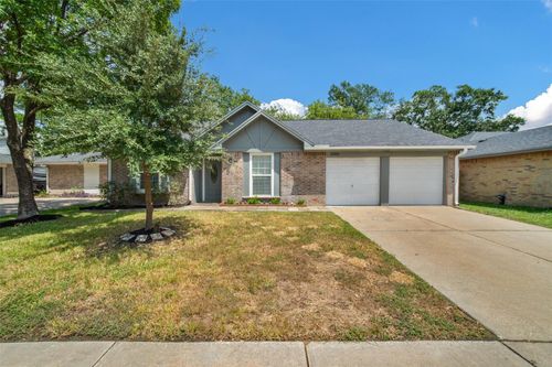 10306 Pear Oak Dr, Houston, TX, 77065-3780 | Card Image