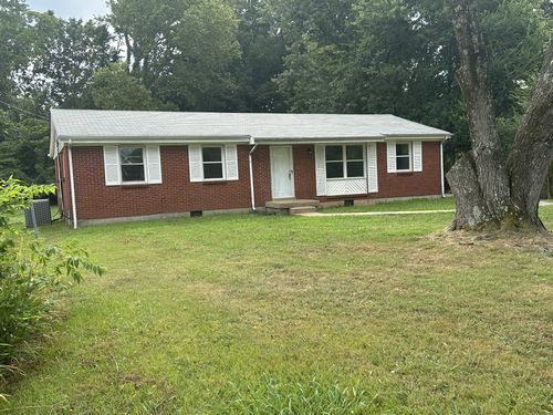 312 Plantation Dr, Clarksville, TN, 37042-6222 | Card Image