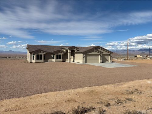 8054 E Darius Dr, Kingman, AZ, 86401 | Card Image