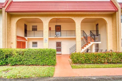 223 Lake Frances Dr, West Palm Beach, FL, 33411-2329 | Card Image