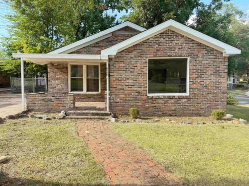 626 E 5th St, El Dorado, AR, 71730-4004 | Card Image
