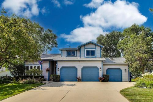 17386 W Dartmoor Dr, Grayslake, IL, 60030-3011 | Card Image
