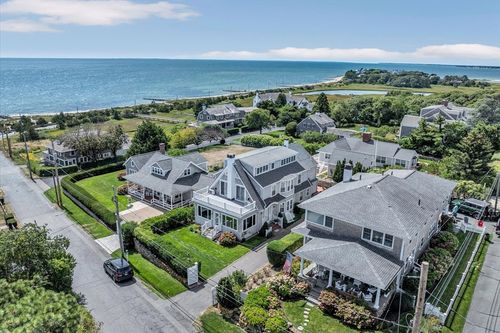 9 Hawthorne Ave, Hyannis Port, MA, 02647 | Card Image