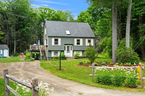 19 Lincoln Dr, Nottingham, NH, 03290-6024 | Card Image