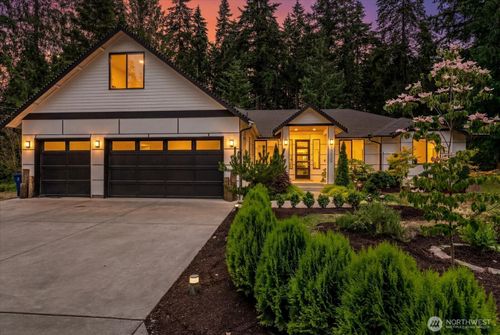 13529 Cascadian Way, Everett, WA, 98208 | Card Image