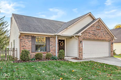 3145 Village Park North Dr, Carmel, IN, 46033-9035 | Card Image