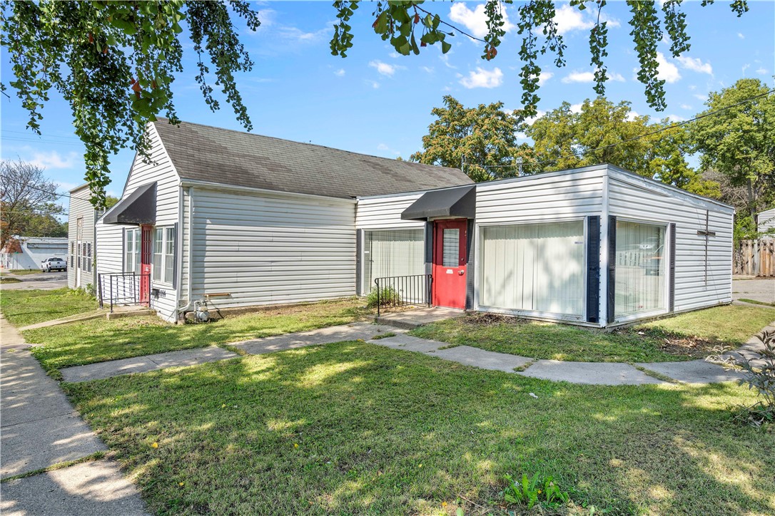 Hull Ave, Des Moines, IA 50316