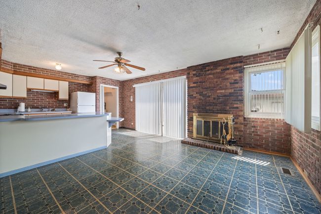 17433 Appletree Dr, House other with 3 bedrooms, 1 bathrooms and 6 parking in Hazel Crest IL | Image 9