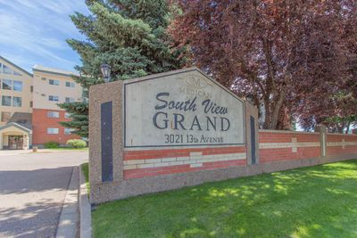 114 - 3021 13 Ave Se, Condo with 2 bedrooms, 2 bathrooms and 1 parking in Medicine Hat AB | Image 1