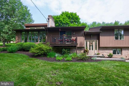 2916 Graydon Rd, GLEN ROCK, PA, 17327-8474 | Card Image