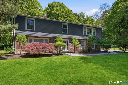 22 Cobblestone Pl, Wilton, CT, 06897-2602 | Card Image