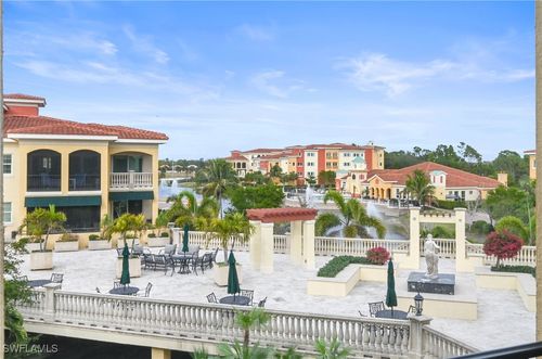 303-21450 Strada Nuova Cir, ESTERO, FL, 33928-3512 | Card Image