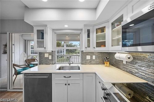 o-15-1222 Gordon Dr, NAPLES, FL, 34102-7251 | Card Image