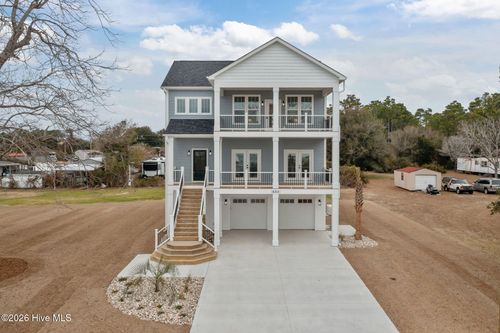 444 Pearson Cir, Newport, NC, 28570-5018 | Card Image