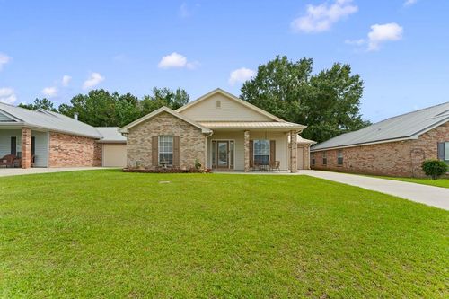114 Teddy Ln, Picayune, MS, 39466-2190 | Card Image