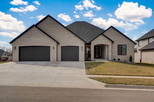 2124 N Silver Charm Ave, Springfield, MO, 65802-6076 | Card Image