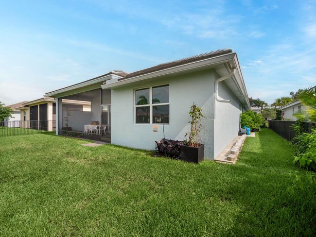 12578 Sw Sunrise Lake Ter, House other with 3 bedrooms, 3 bathrooms and null parking in Port St. Lucie FL | Image 20
