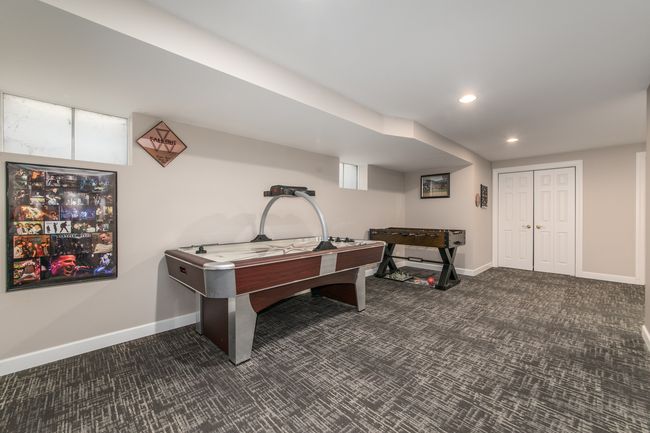 840 N Northwest Hwy, Townhouse with 3 bedrooms, 4 bathrooms and 2 parking in Park Ridge IL | Image 25