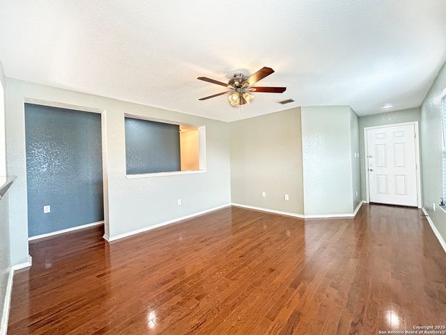 1051 Sundance Ft, House other with 3 bedrooms, 2 bathrooms and null parking in San Antonio TX | Image 4