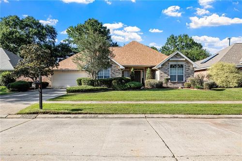 206 Amanda Dr, Slidell, LA, 70458-6007 | Card Image