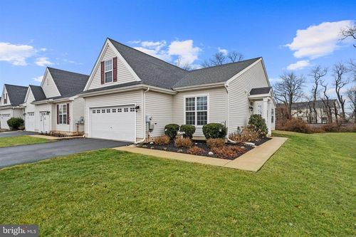64 Grand National Ln, NEWARK, DE, 19702-6602 | Card Image