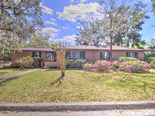 1034 Ne 11th St, OCALA, FL, 34470-5426 | Card Image