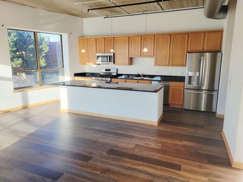 221-210 S Water Street, Milwaukee, WI, 53204 | Card Image